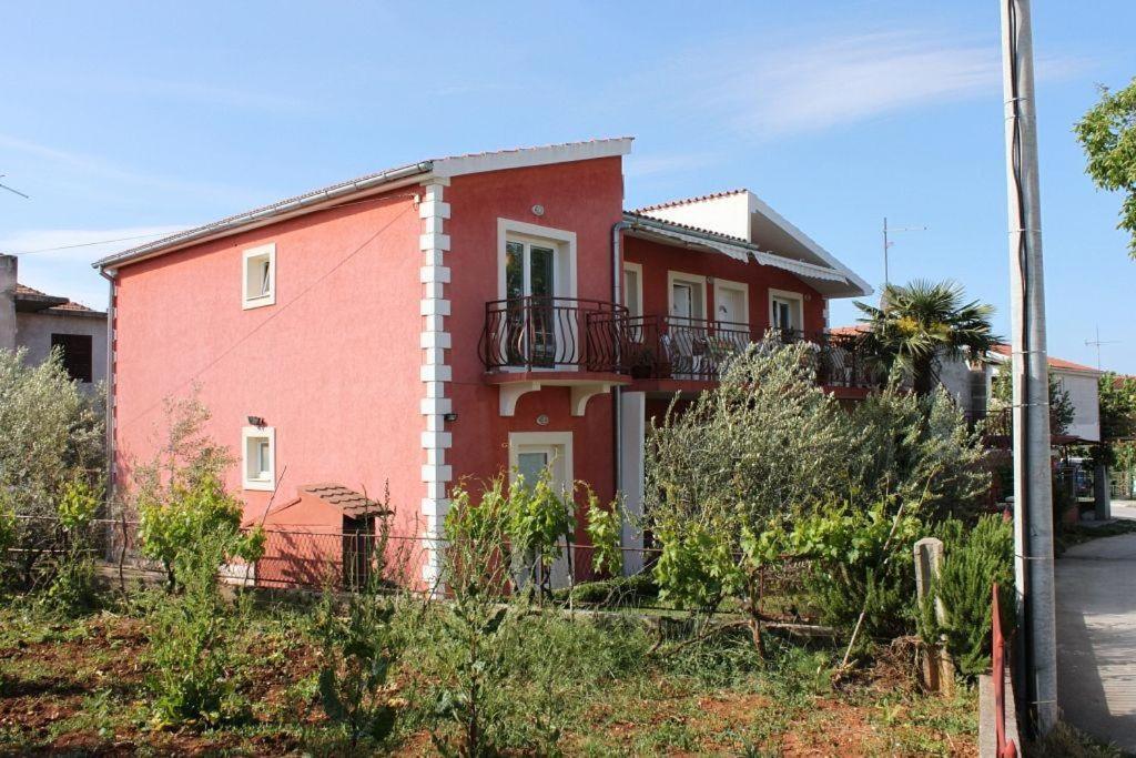 Apartments Salamun Биоград-на-Мору Экстерьер фото